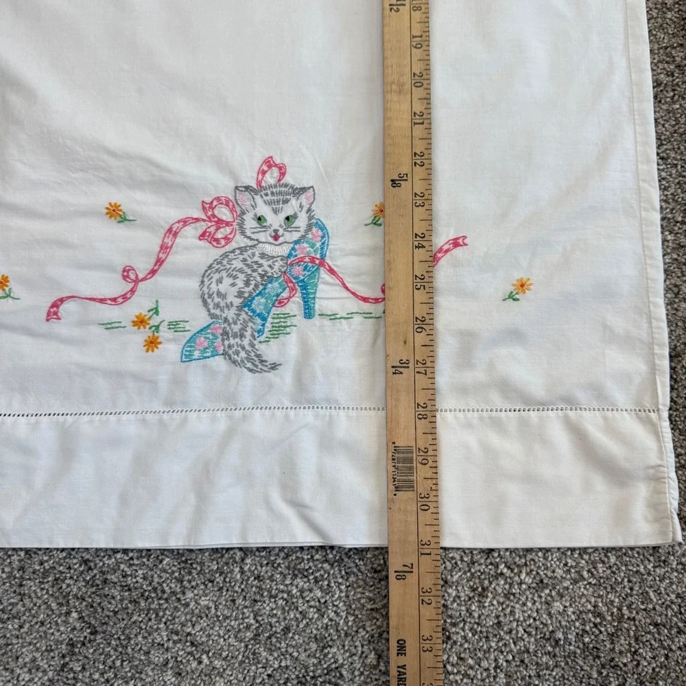 Vintage Hand Embroidered Pillowcase Set Kitten in Shoe Ivy Scalloped Edge White